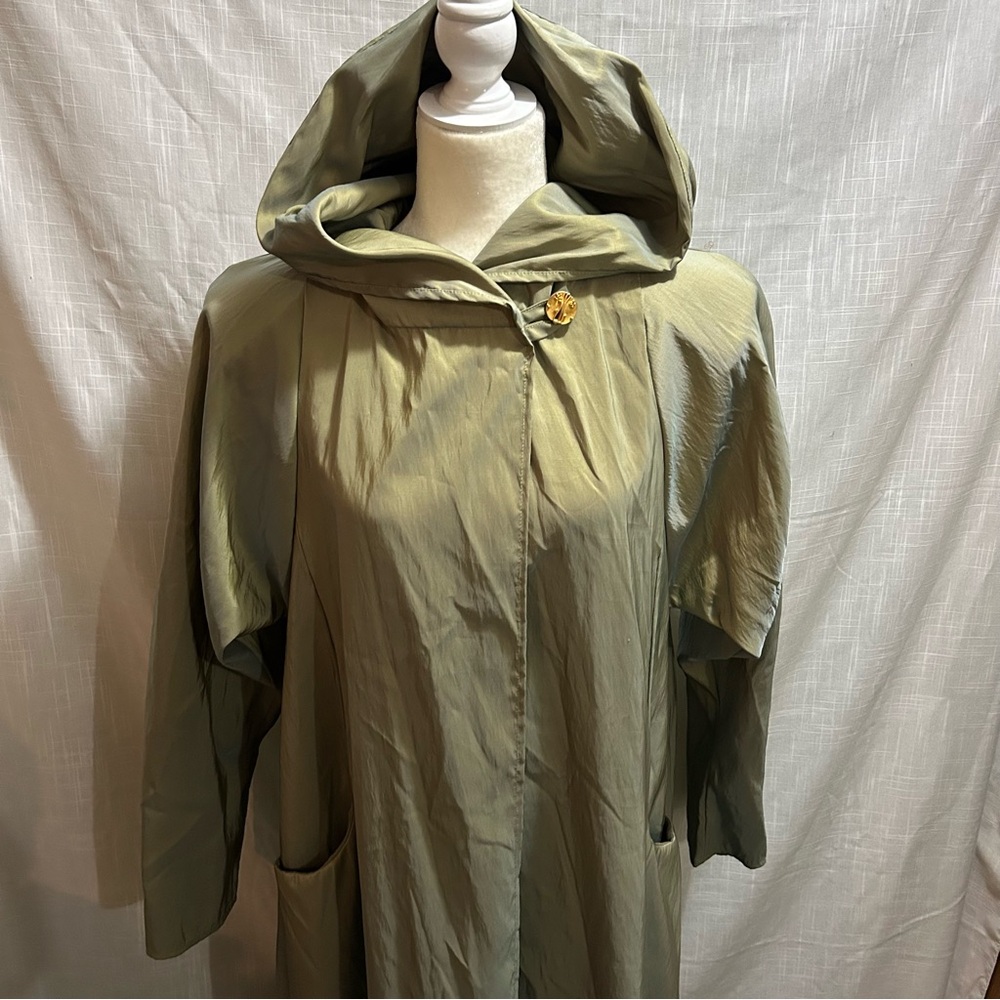 Vintage Maralyce Ferree Scarborough, Maine  rain coat S